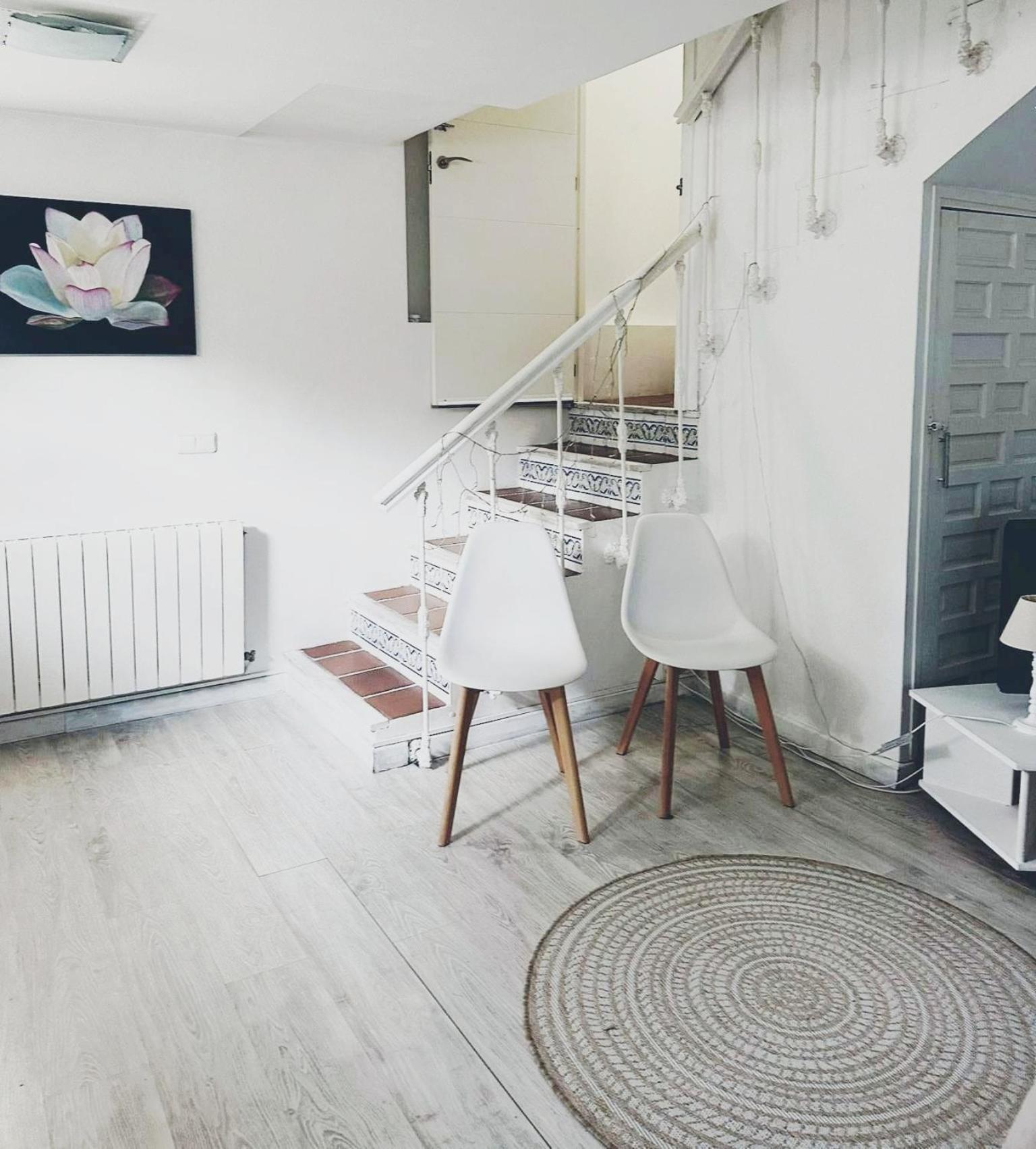 Cool Basement Studio In Hosts House With Private Terrace And Bbq Zizur Mayor Eksteriør billede